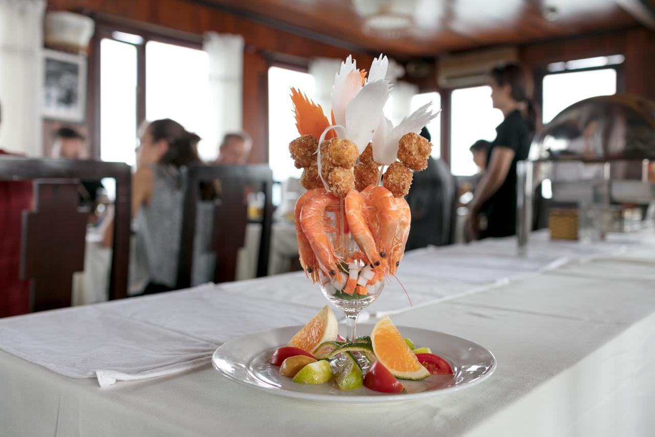Garden Bay Legend Cruise Hotel Ha Long Exterior foto