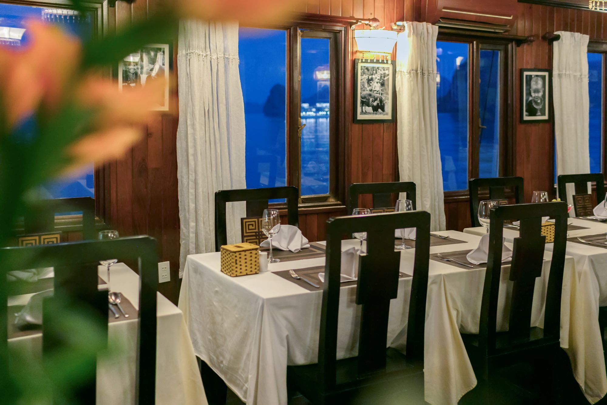Garden Bay Legend Cruise Hotel Ha Long Exterior foto