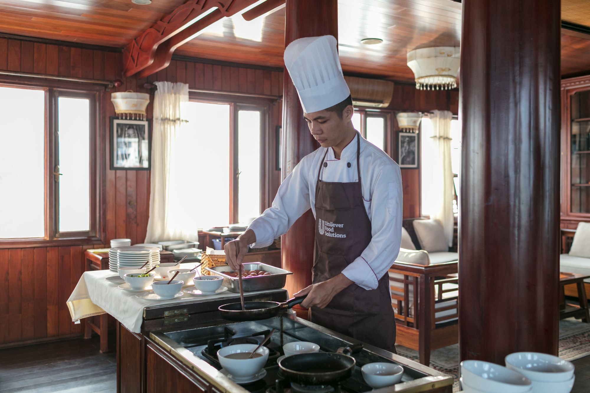 Garden Bay Legend Cruise Hotel Ha Long Exterior foto